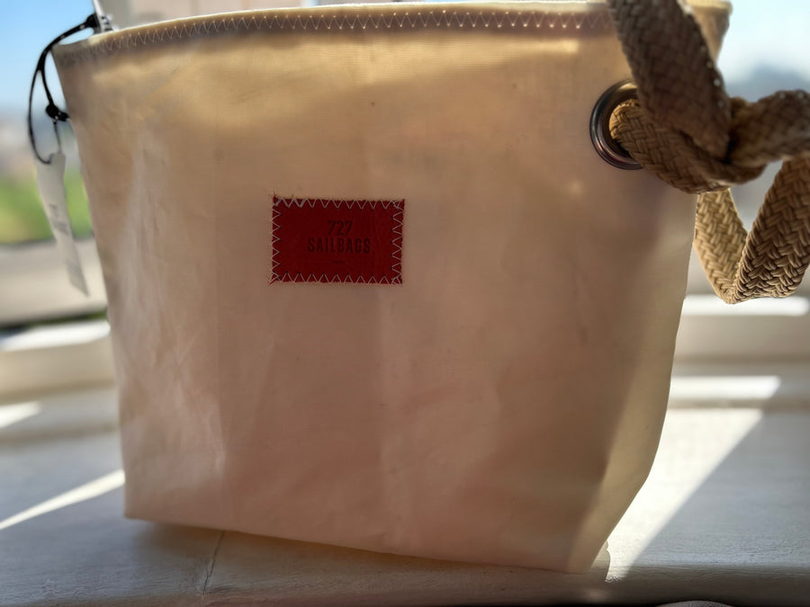 727 Sailbags Midinette clutch with rope handle