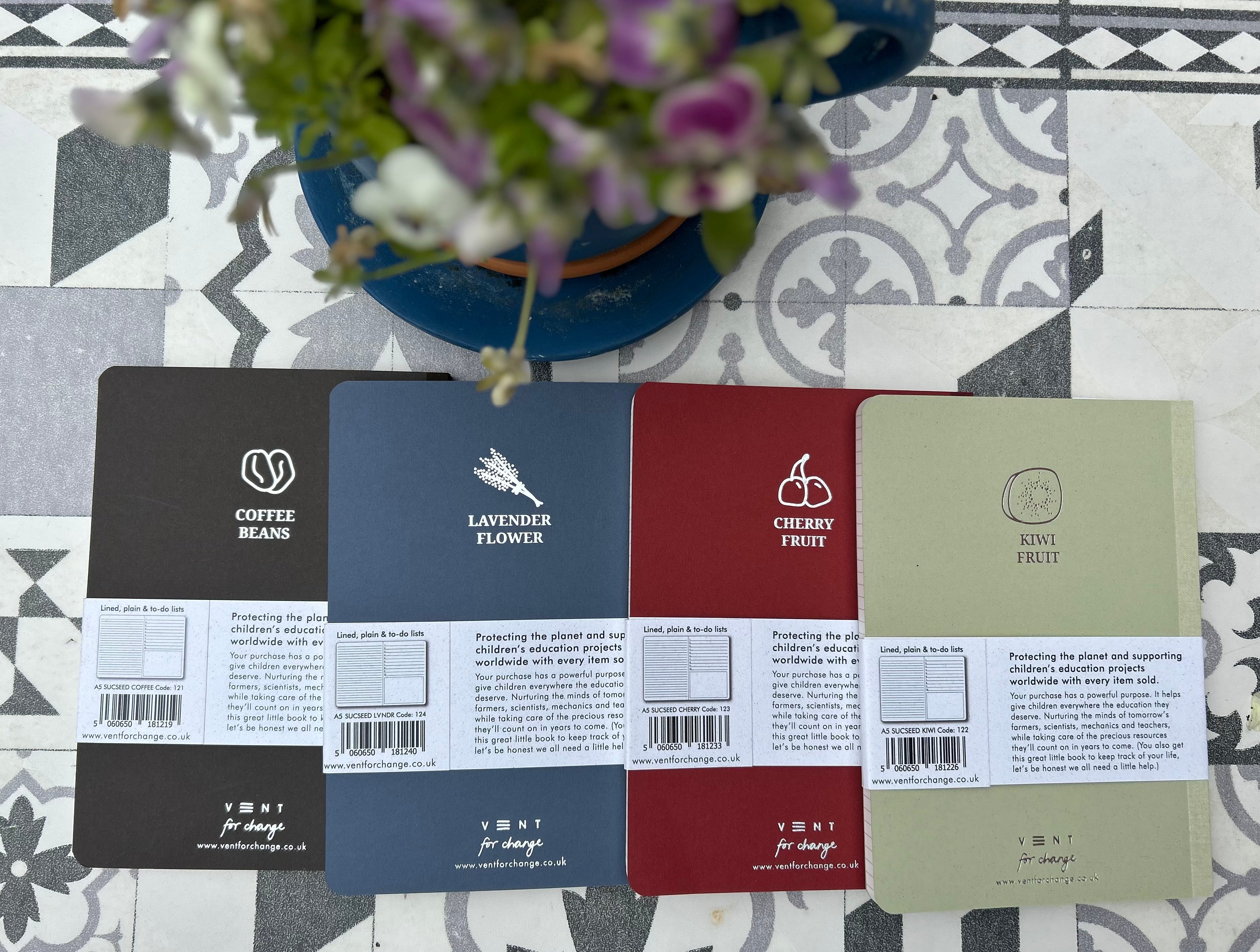 Reclaimed kiwi, coffee beans, cherry or lavender (15cm x 21cm) notebooks with 100% recycled paper- Winner Gift of the Year 2022